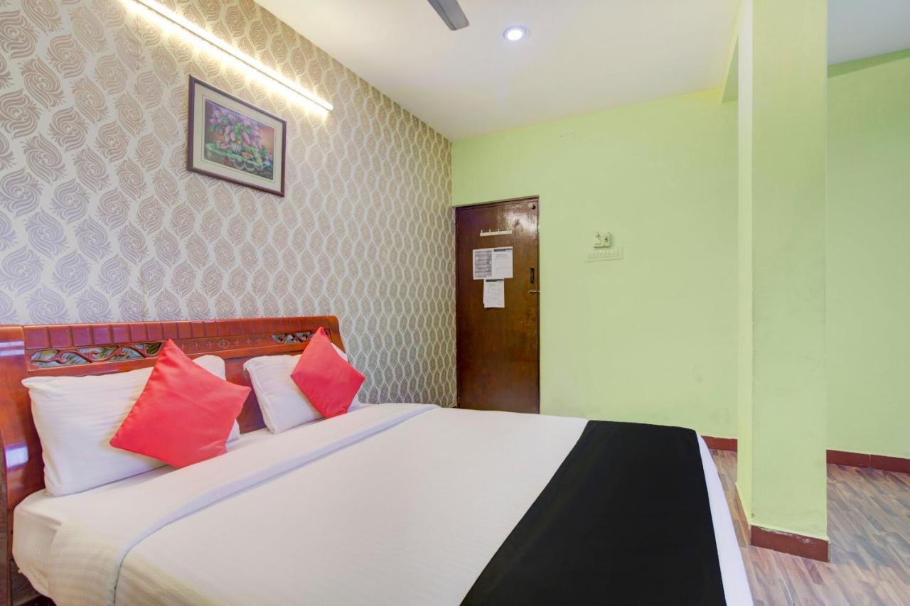 Oyo Flagship Amutha Residency Chennai Exterior photo